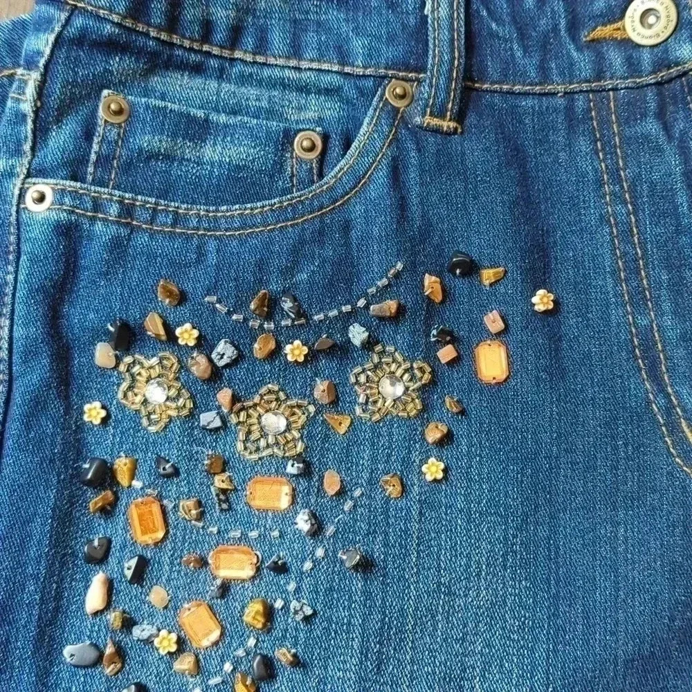 🔥Host Pick🎉Bedazzled  Jeans - Picture 2 of 12